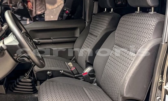 Acheter Occasion Voiture Suzuki Jimny Noir à Bel Ombre, Savanne Acheter Occasion Voiture Suzuki Jimny Noir à Bel Ombre, Savanne