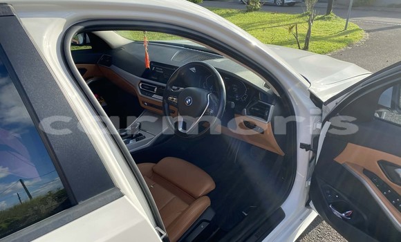 Buy Used BMW 3–Series White Car in Rose Belle in Grand Port District Buy Used BMW 3–Series White Car in Rose Belle in Grand Port District