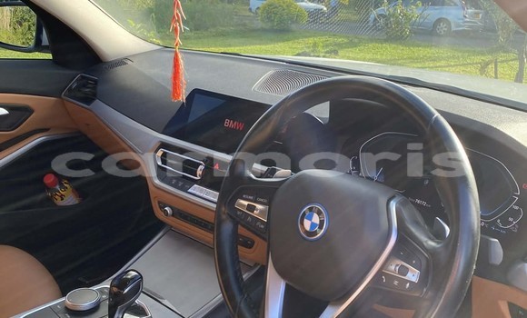 Buy Used BMW 3–Series White Car in Rose Belle in Grand Port District Buy Used BMW 3–Series White Car in Rose Belle in Grand Port District