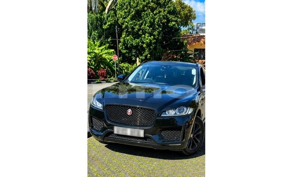 Buy Used Jaguar F-Pace Black Car in Rivière du Rempart in Rivière du Rempart District Buy Used Jaguar F-Pace Black Car in Rivière du Rempart in Rivière du Rempart District