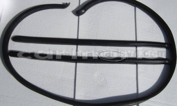 Buy New Mercedes-Benz W108 Silver Car in Grand Bois in Savanne Buy New Mercedes-Benz W108 Silver Car in Grand Bois in Savanne