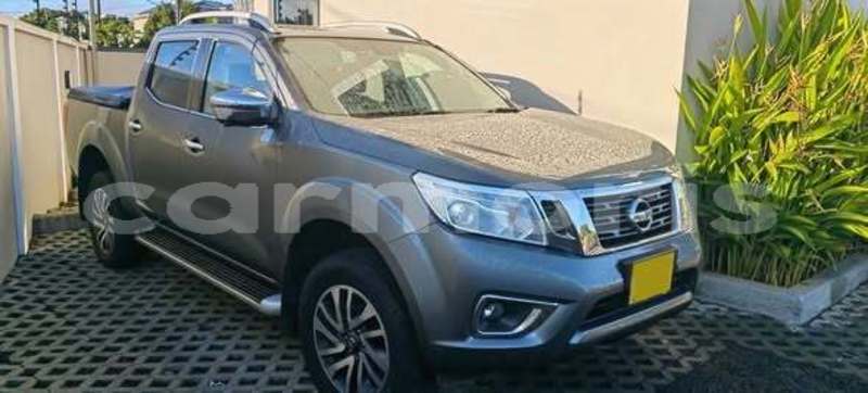 Big with watermark nissan navara pamplempousses pamplemousse 8085