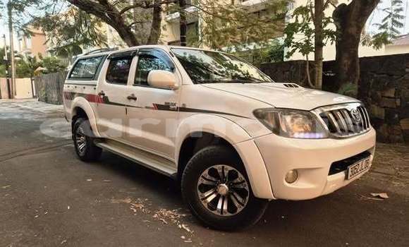 Buy Used Toyota Hilux Other Car in Pamplemousse in Pamplempousses Buy Used Toyota Hilux Other Car in Pamplemousse in Pamplempousses