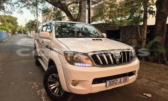 Buy Used Toyota Hilux Other Car in Pamplemousse in Pamplempousses Buy Used Toyota Hilux Other Car in Pamplemousse in Pamplempousses