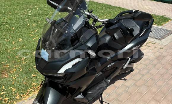 Buy Used Honda X-ADV Black Bike in Port Louis in Port Louis District