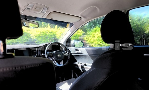 Buy Used Kia Sportage White Car in Grand Baie–Montagne Goyaves in Rodrigues Buy Used Kia Sportage White Car in Grand Baie–Montagne Goyaves in Rodrigues