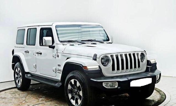 Buy Used Jeep Wrangler White Car in Bel Air in Flacq