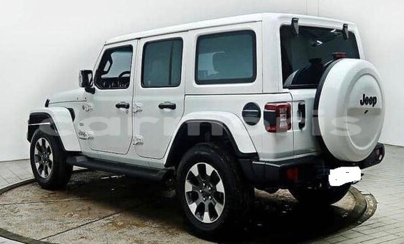 Buy Used Jeep Wrangler White Car in Bel Air in Flacq Buy Used Jeep Wrangler White Car in Bel Air in Flacq