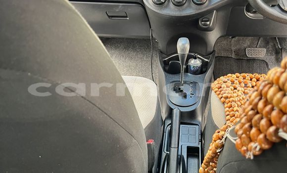 Buy Used Toyota Vitz Silver Car in Vacoas–Phoenix in Plaines Wilhems District Buy Used Toyota Vitz Silver Car in Vacoas–Phoenix in Plaines Wilhems District