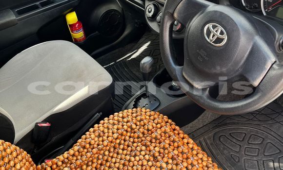 Buy Used Toyota Vitz Silver Car in Vacoas–Phoenix in Plaines Wilhems District Buy Used Toyota Vitz Silver Car in Vacoas–Phoenix in Plaines Wilhems District