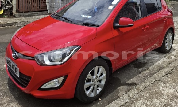 Buy Used Hyundai i20 Red Car in Mahébourg in Grand Port District