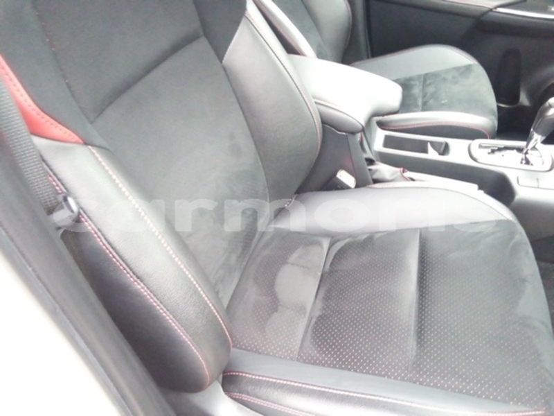 Big with watermark toyota hilux pamplempousses triolet 8109