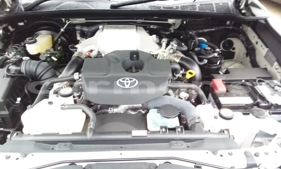 Buy Used Toyota Hilux White Car in Triolet in Pamplempousses Buy Used Toyota Hilux White Car in Triolet in Pamplempousses