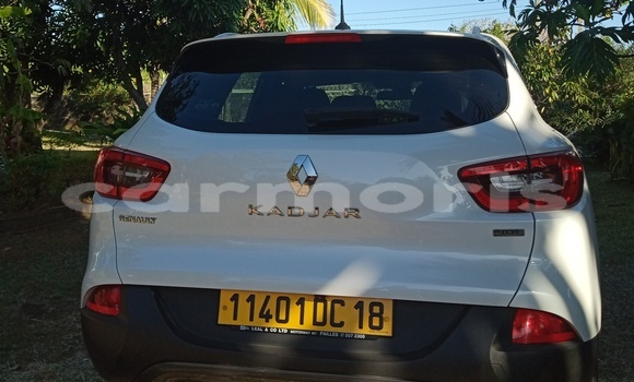 Buy Used Renault Kadjar White Car in Rivière du Rempart in Rivière du Rempart District Buy Used Renault Kadjar White Car in Rivière du Rempart in Rivière du Rempart District