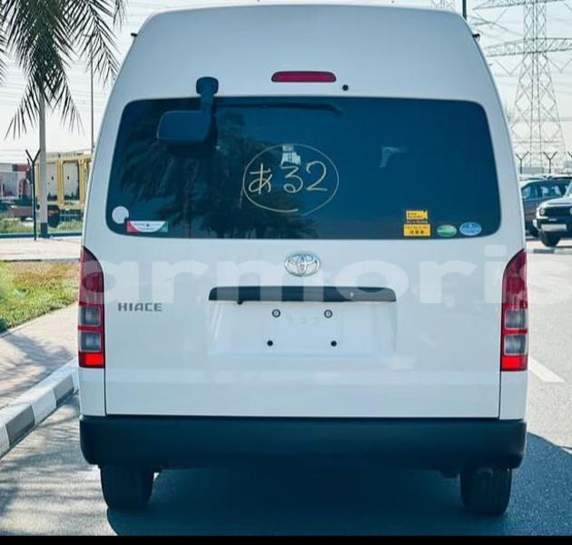 Big with watermark toyota hiace savanne bel ombre 8115
