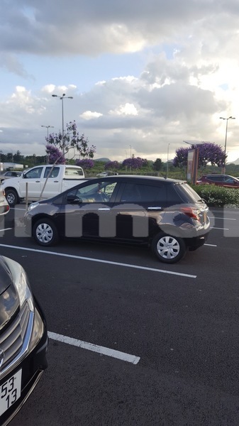 Big with watermark toyota vitz moka moka 8121
