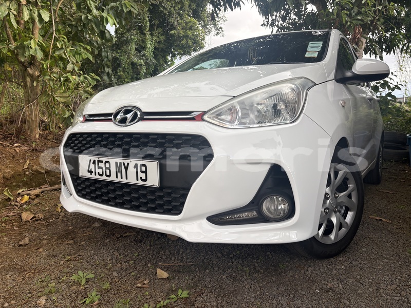 Big with watermark hyundai i10 plaines wilhems district curepipe 8125