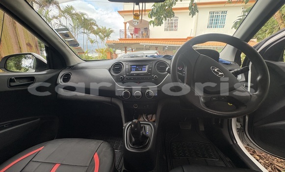 Buy Used Hyundai i10 White Car in Curepipe in Plaines Wilhems District Buy Used Hyundai i10 White Car in Curepipe in Plaines Wilhems District