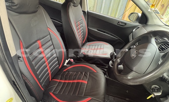 Buy Used Hyundai i10 White Car in Curepipe in Plaines Wilhems District Buy Used Hyundai i10 White Car in Curepipe in Plaines Wilhems District