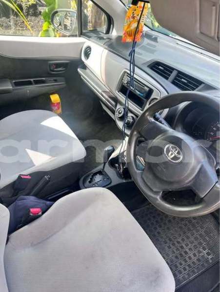 Big with watermark toyota vitz grand port district mahebourg 8132