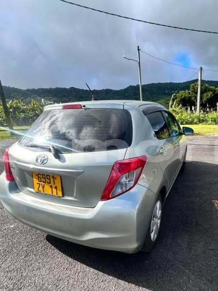 Big with watermark toyota vitz grand port district mahebourg 8133