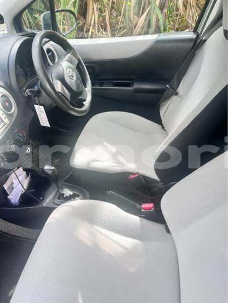 Big with watermark toyota vitz grand port district mahebourg 8133