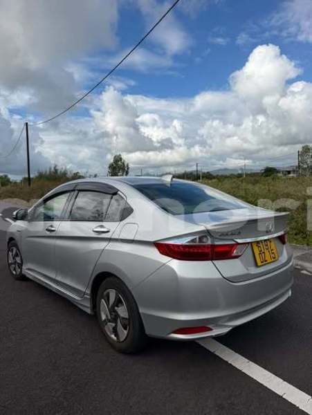 Big with watermark honda grace grand port district mahebourg 8140