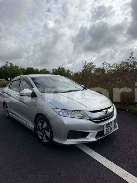 Big with watermark honda grace grand port district mahebourg 8140