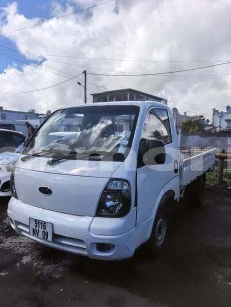 Big with watermark toyota hiace moka moka 8141