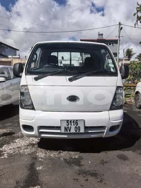 Big with watermark toyota hiace moka moka 8141