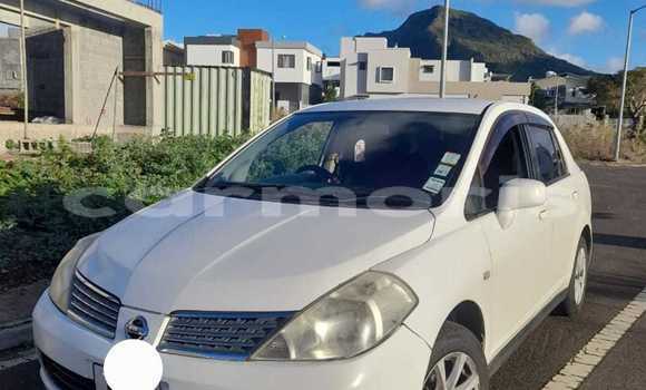 Buy Used Nissan Tiida White Car in Curepipe in Plaines Wilhems District