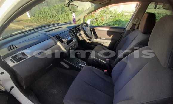 Buy Used Nissan Tiida White Car in Curepipe in Plaines Wilhems District Buy Used Nissan Tiida White Car in Curepipe in Plaines Wilhems District