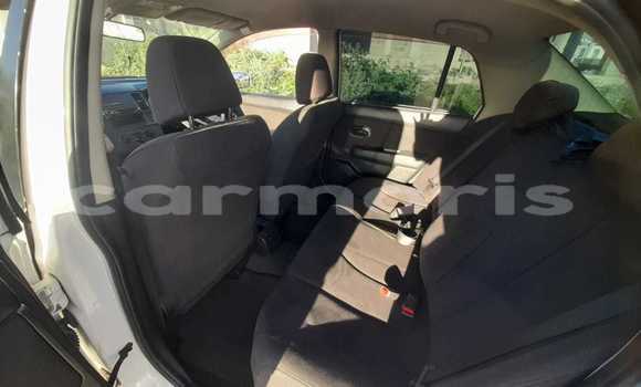Buy Used Nissan Tiida White Car in Curepipe in Plaines Wilhems District Buy Used Nissan Tiida White Car in Curepipe in Plaines Wilhems District