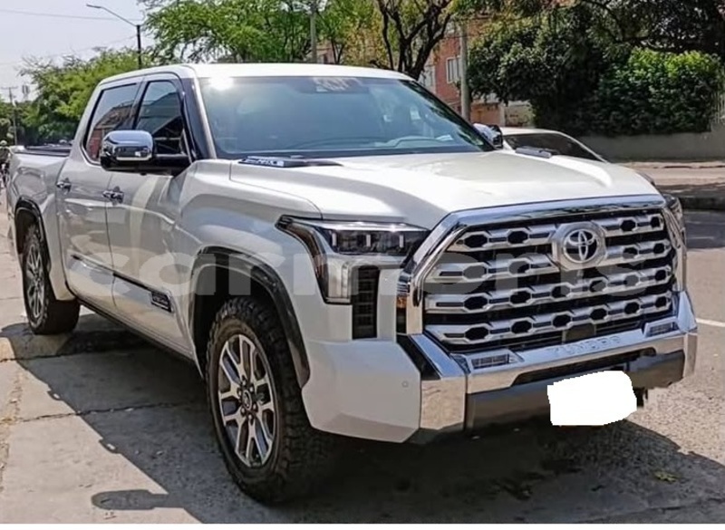 Big with watermark toyota tundra savanne bel ombre 8150