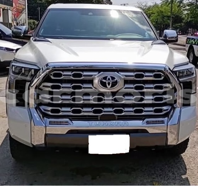 Big with watermark toyota tundra savanne bel ombre 8150