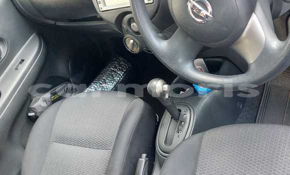 Buy Used Nissan March Blue Car in Quatre Bornes in Plaines Wilhems District
