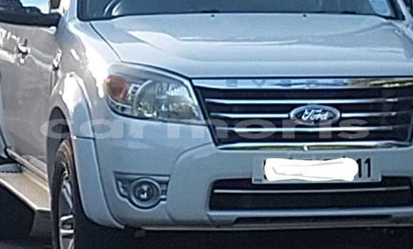 Buy Used Ford Everest White Car in Quatre Bornes in Plaines Wilhems District Buy Used Ford Everest White Car in Quatre Bornes in Plaines Wilhems District