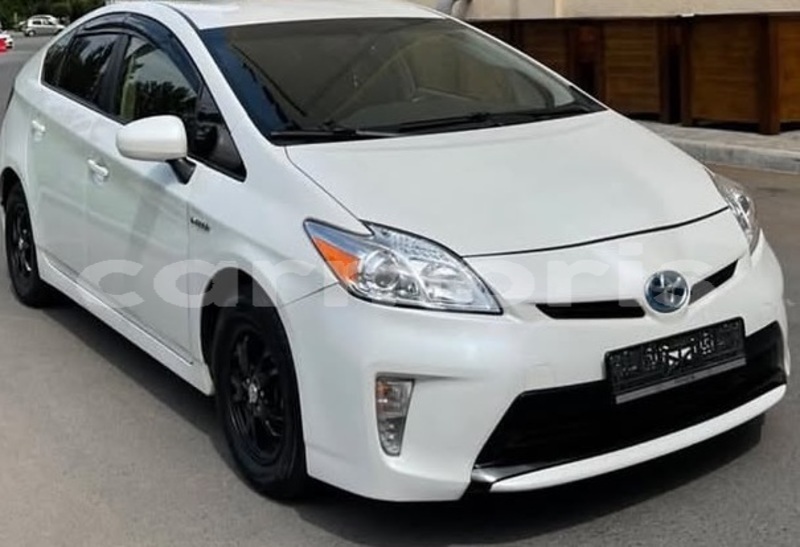 Big with watermark toyota prius flacq bel air 8157