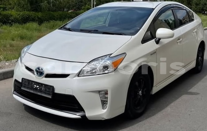 Big with watermark toyota prius flacq bel air 8157