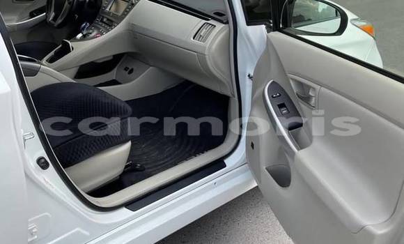 Buy Used Toyota Prius White Car in Bel Air in Flacq Buy Used Toyota Prius White Car in Bel Air in Flacq