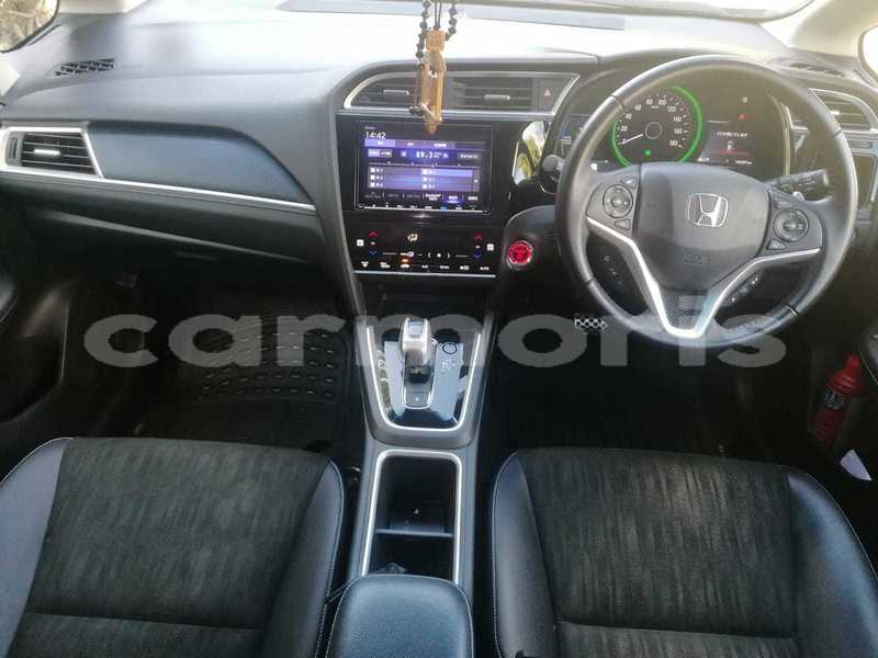 Big with watermark honda shuttle plaines wilhems district quatre bornes 8162