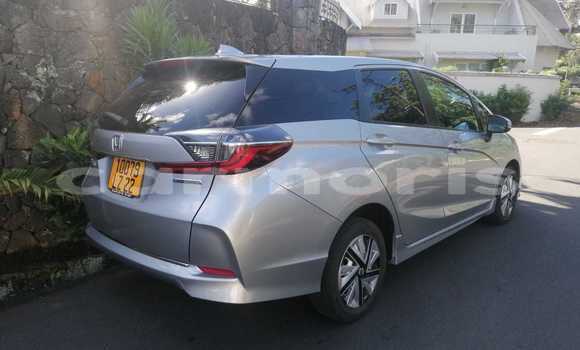 Buy Used Honda Shuttle Silver Car in Quatre Bornes in Plaines Wilhems District Buy Used Honda Shuttle Silver Car in Quatre Bornes in Plaines Wilhems District