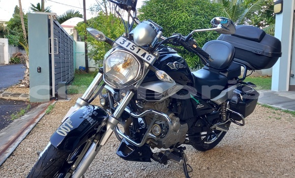Acheter Occasion Moto Suzuki GN Noir à Triolet, Pamplempousses Acheter Occasion Moto Suzuki GN Noir à Triolet, Pamplempousses