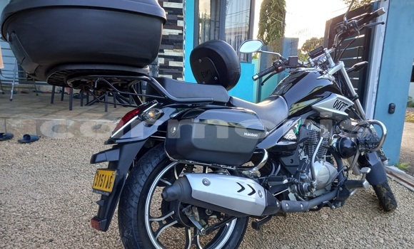 Acheter Occasion Moto Suzuki GN Noir à Triolet, Pamplempousses Acheter Occasion Moto Suzuki GN Noir à Triolet, Pamplempousses