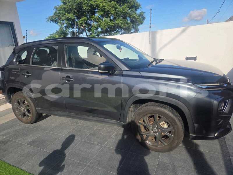 Big with watermark toyota urban cruiser plaines wilhems district quatre bornes 8168