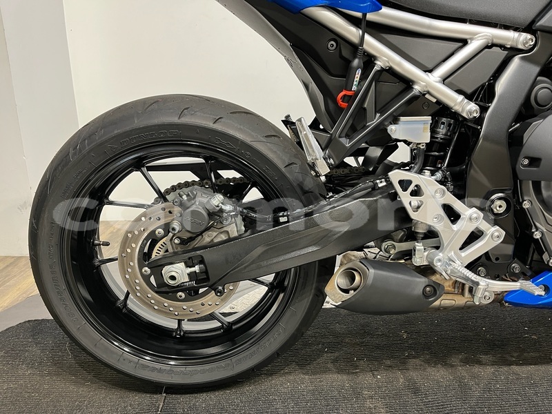 Big with watermark suzuki gsx savanne camp diable 8174