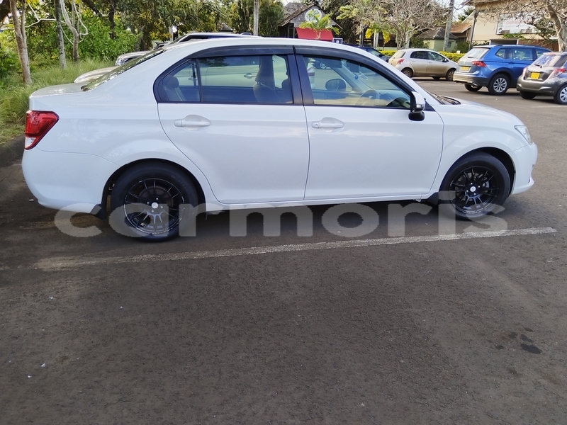 Big with watermark toyota axio port louis district port louis 8179