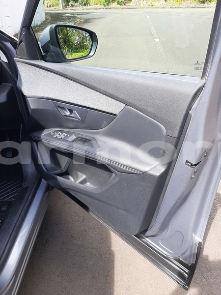 Big with watermark peugeot 3008 plaines wilhems district curepipe 8181