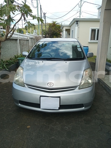 Big with watermark toyota prius plaines wilhems district quatre bornes 8183