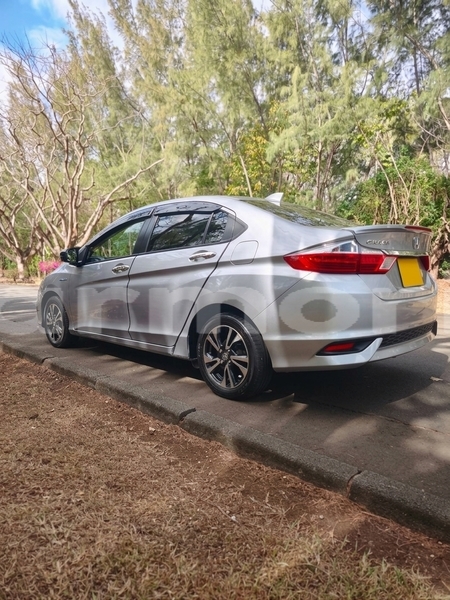 Big with watermark honda grace plaines wilhems district vacoas phoenix 8193